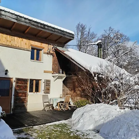 Petit * Essert-Romand